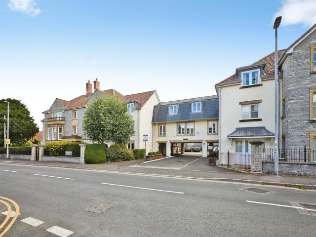 Flat for sale in Street, Somerset