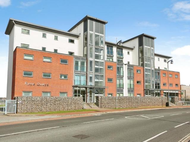 Flat for sale in Priddy's Hard, Middlecroft
