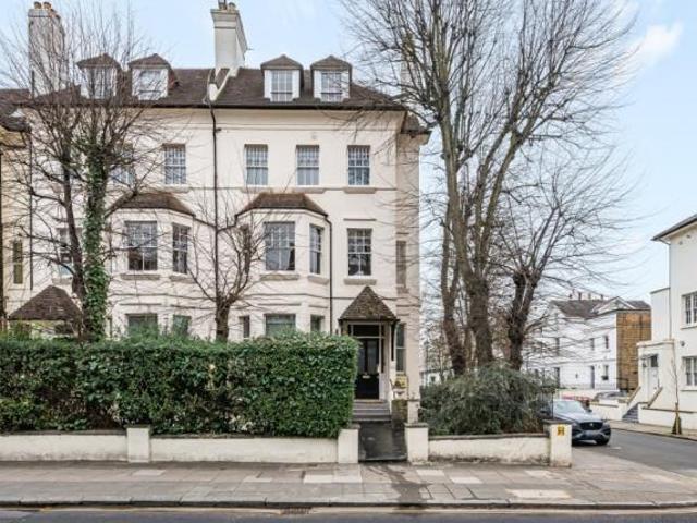 Flat for sale in St. John's Wood, Greater London