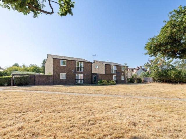 Flat for sale in Chichester, Littlecote