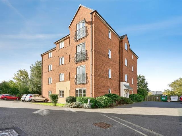 Flat for sale in Bloxwich, Walsall