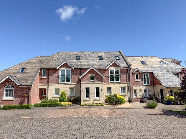Flat for sale in Enborne, West Berkshire