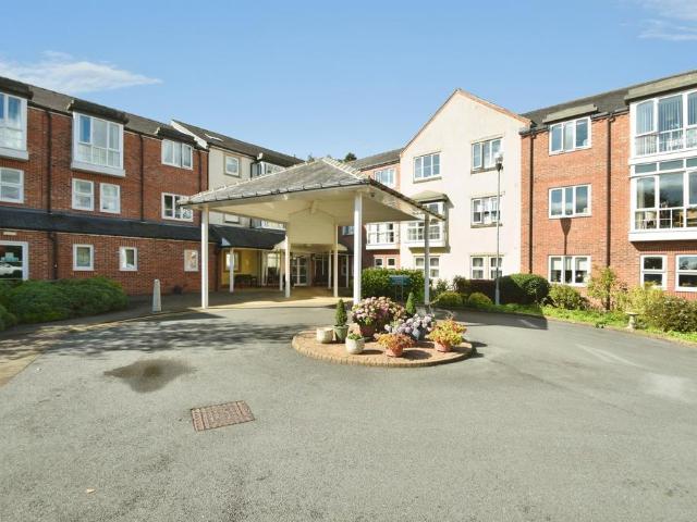 Flat for sale in Ripon, York and North Yorkshire