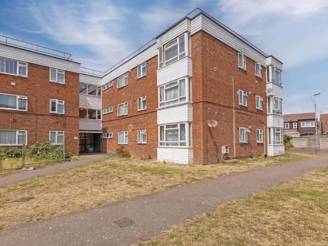 Flat for sale in Colnbrook with Poyle, Slough
