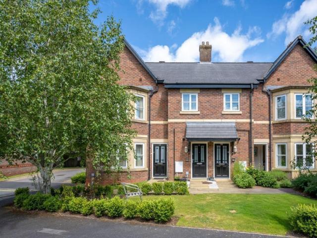 Flat for sale in Roby Mill, Lancashire