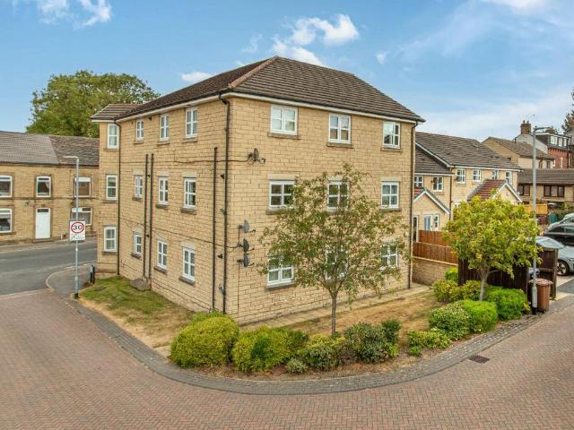 Flat for sale in Drighlington
