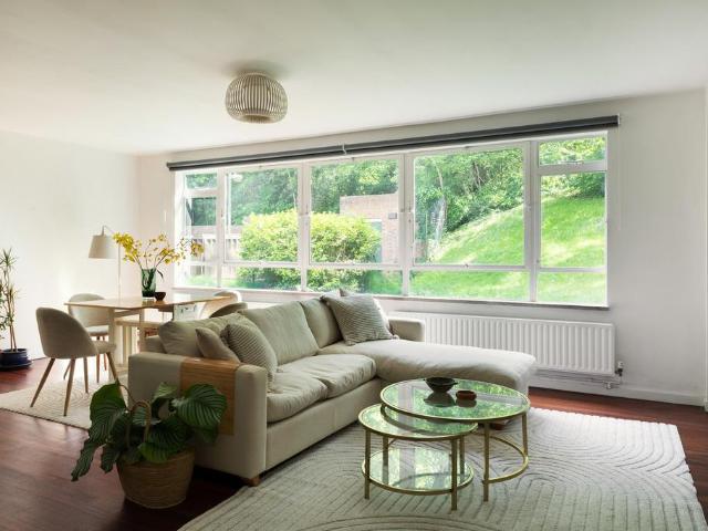 Flat for sale in Greater London