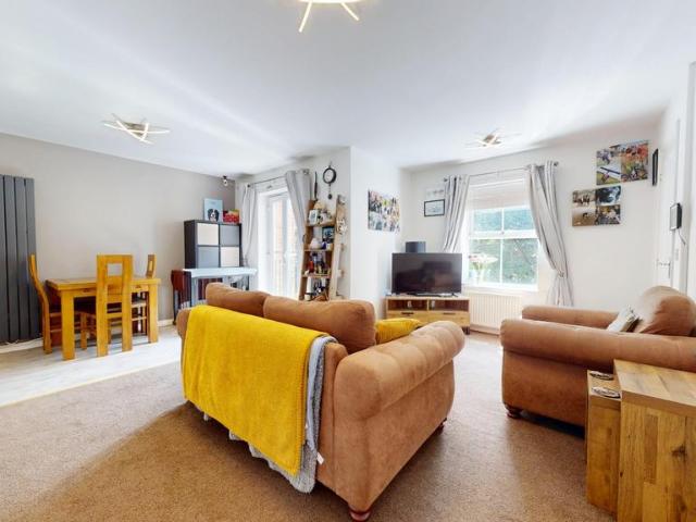 Flat for sale in Westoe, South Shields