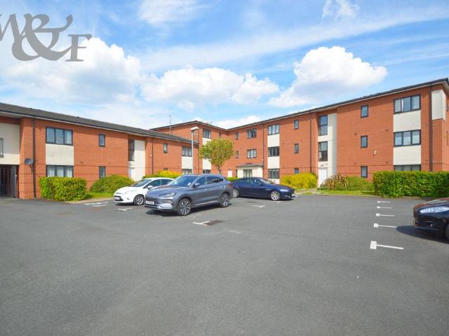 Flat for sale in Gravelly Hill, West Midlands