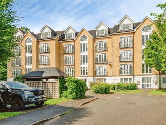Flat for sale in Three Bridges, Glynde