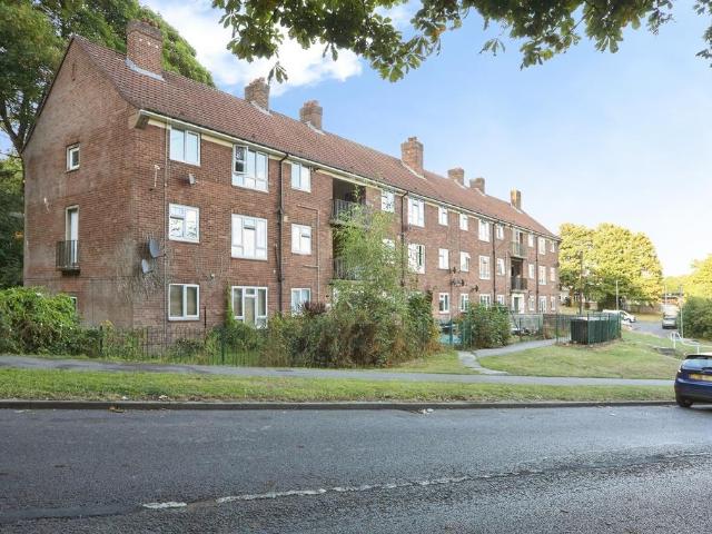 Flat for sale in West Yorkshire
