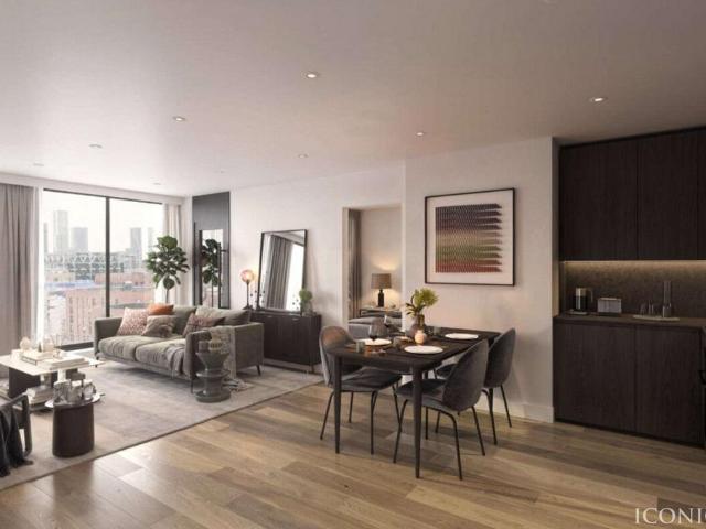 Flat for sale in City Centre, Salford