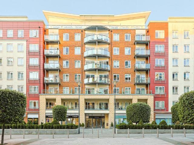 Flat for sale in Colindale, Greater London