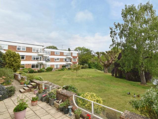 Flat for sale in West End, Blackhills