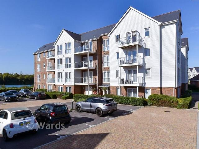 Flat for sale in Snodland, Bourne Vale