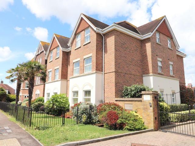 Flat for sale in Clapham, West Sussex