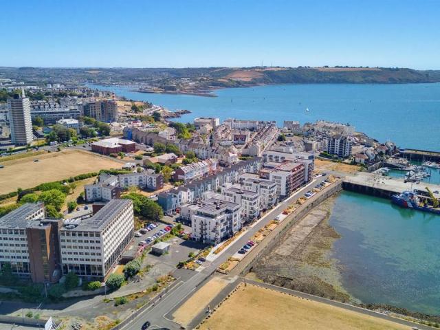 Flat for sale in Millbay, Mount Wise