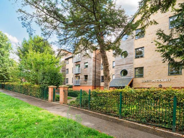 Flat for sale in Grantham, Barholm