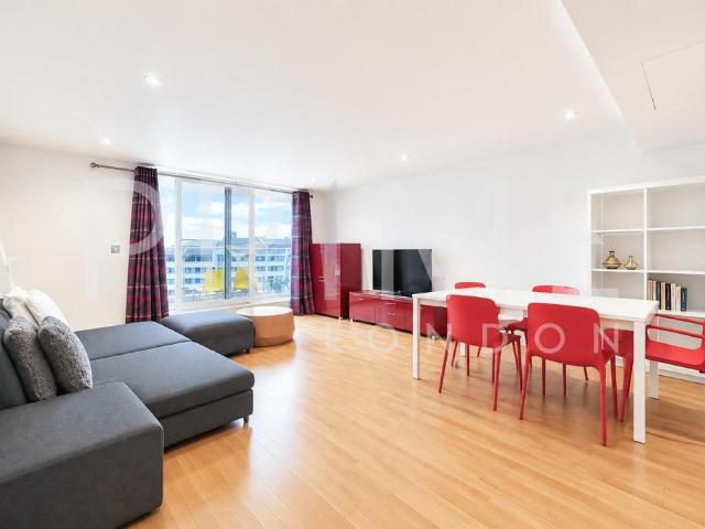 Flat for sale in Imperial Wharf, Greater London