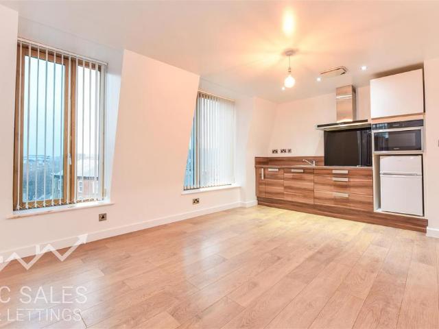 Flat for sale in Castlegate, Burngreave