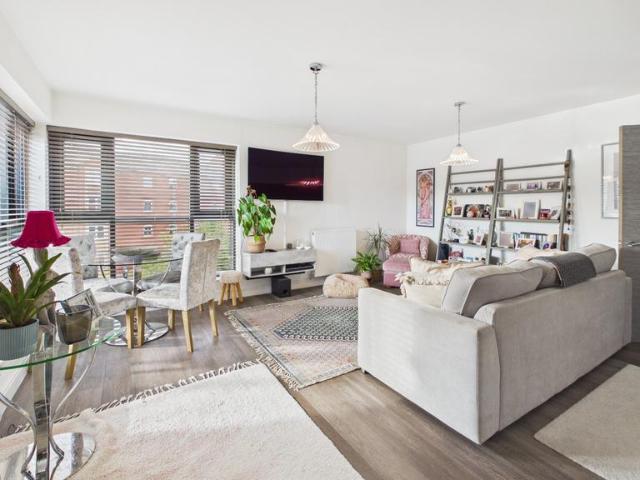 Flat for sale in West End, Derby
