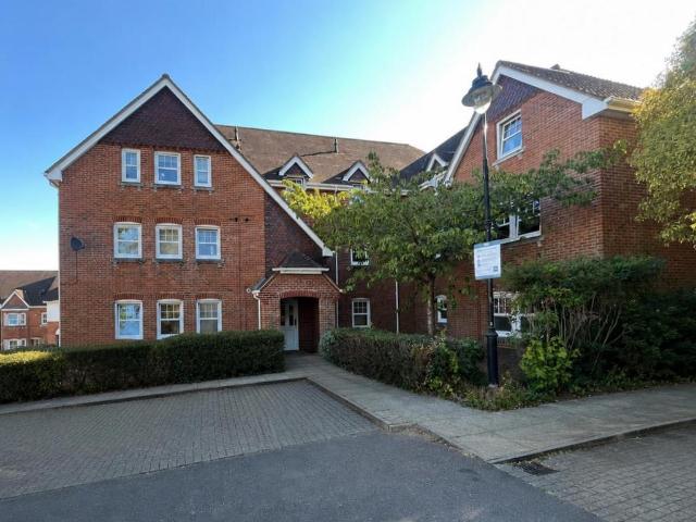 Flat for sale in North Town, Aldershot