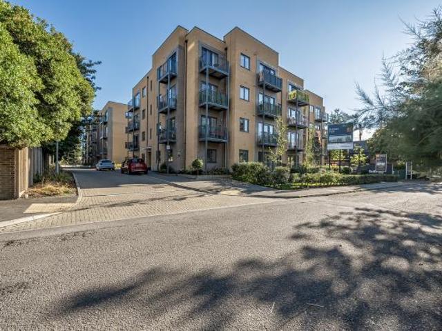 Flat for sale in North Town, Maidenhead