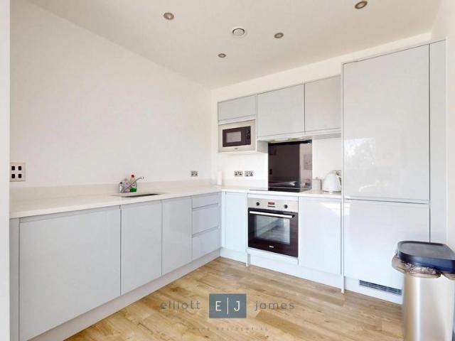 Flat for sale in Epping, Essex