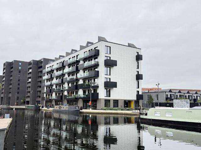 Flat for sale in New Islington, Manchester