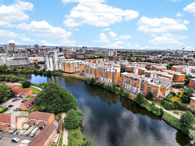 Flat for sale in Falcon Lodge, Wales
