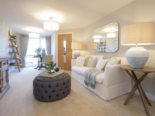 Flat for sale in Salisbury, Wiltshire
