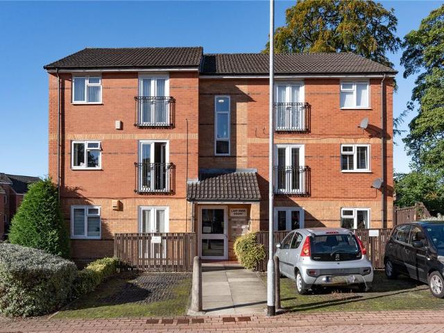 Flat for sale in Moortown, Leeds