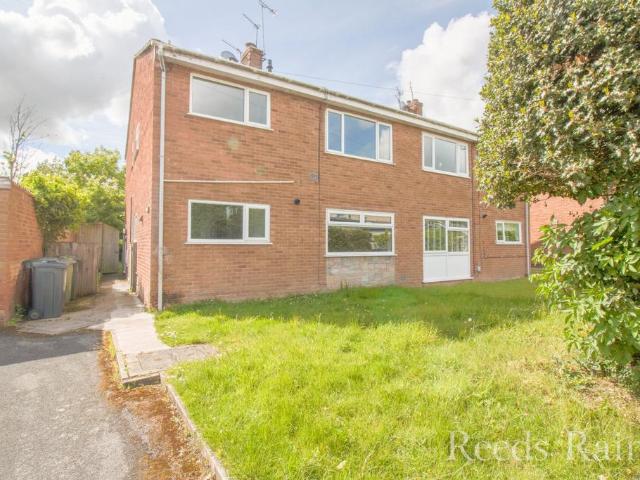 Flat for sale in Rossmore, Cheshire