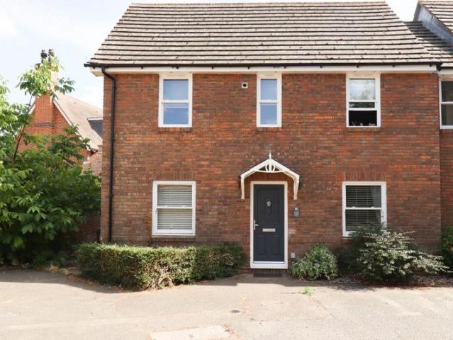 Flat for sale in Church End, Duton Hill