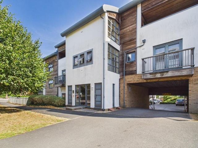 Flat for sale in Stoke, Plymouth