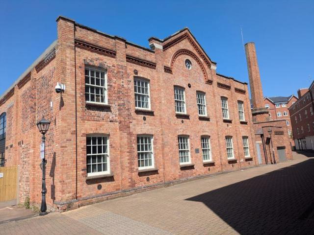 Flat for sale in Diglis, Worcestershire