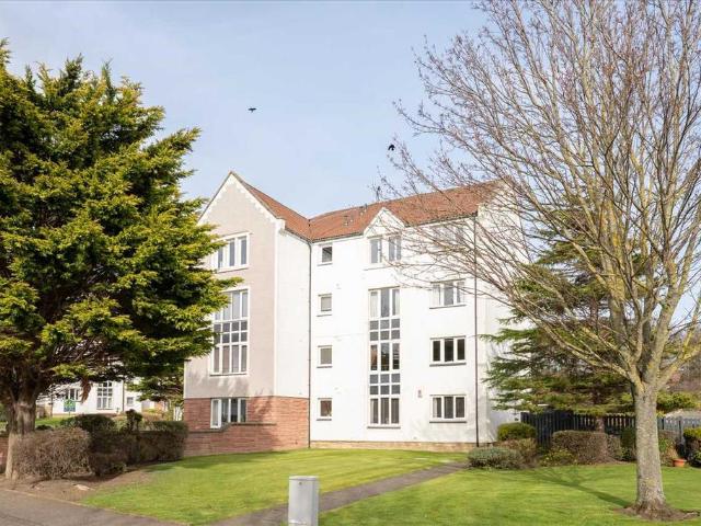 Flat for sale in Dalgety Bay & Hillend, Dalgety Bay