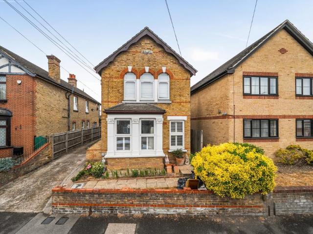 Flat for sale in Blendon, Greater London