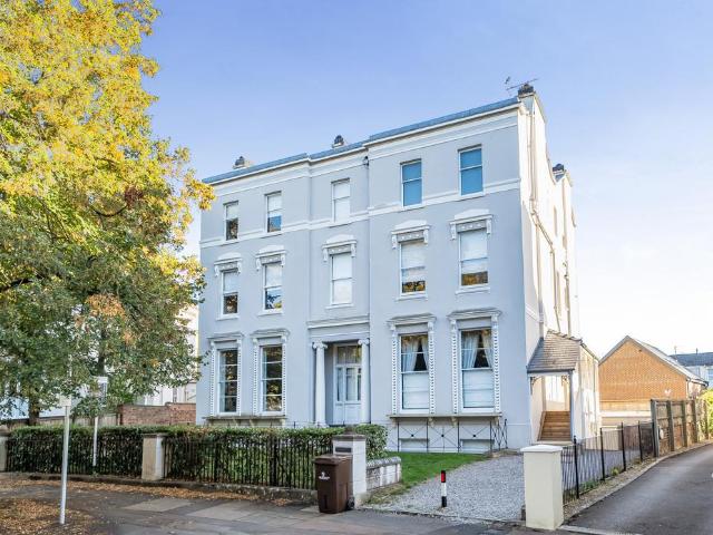 Flat for sale in Ewens Farm, Cheltenham
