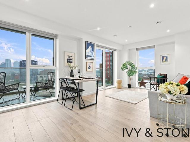 Flat for sale in London Borough of Newham, Greater London