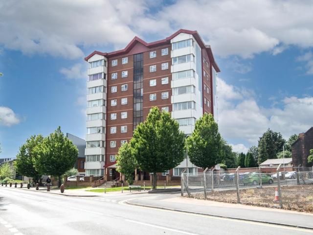 Flat for sale in Lyng, West Bromwich