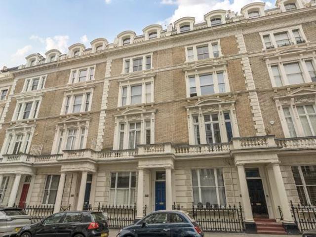 Flat for sale in Notting Hill, Greater London