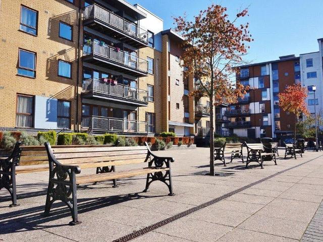 Flat for sale in Three Bridges, Glynde