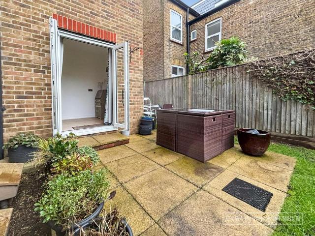 Flat for sale in Blackhills, Surrey