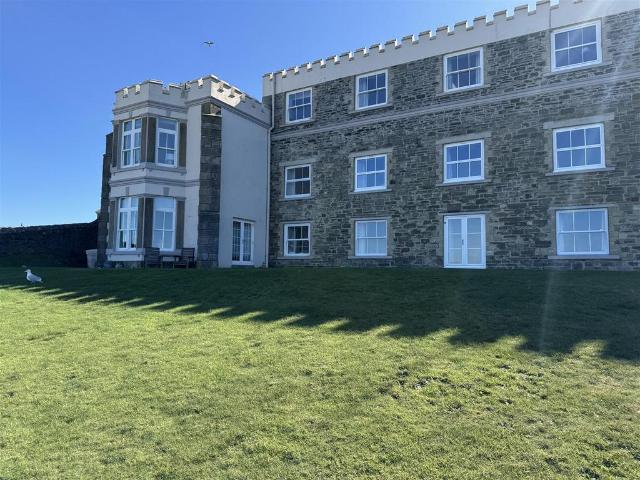 Flat for sale in Penwartha Coombe, Cornwall