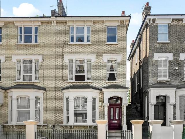 Flat for sale in City of Westminster, Greater London