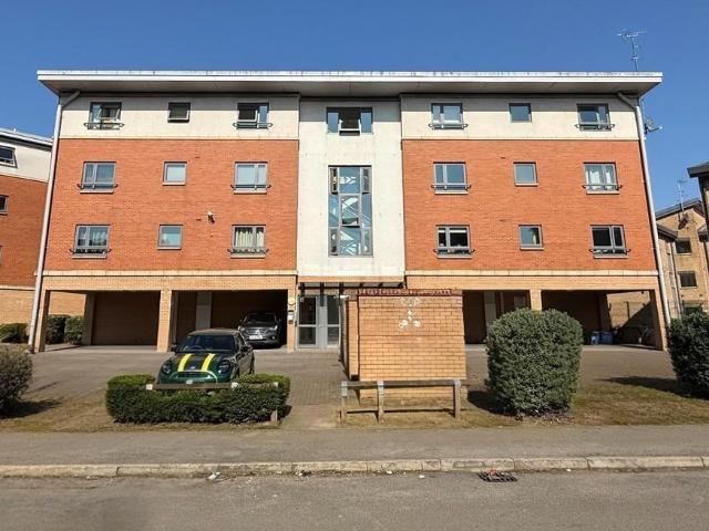 Flat for sale in Far Cotton and Delapre, Far Cotton