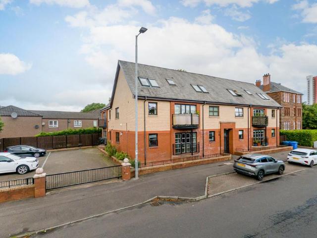 Flat for sale in Anniesland, Scotland