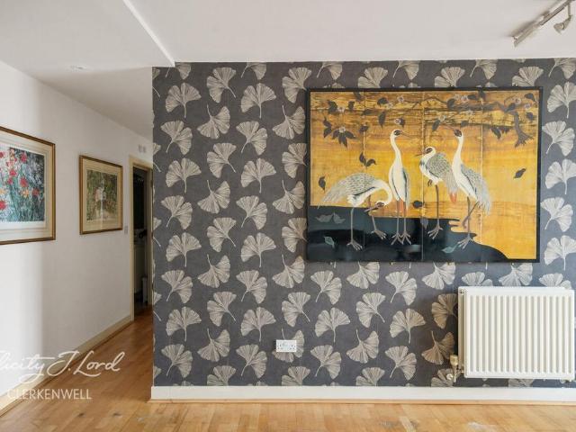 Flat for sale in Clerkenwell, Greater London