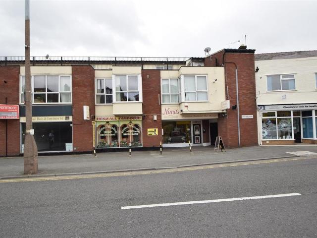 Flat for sale in Heswall, Wirral